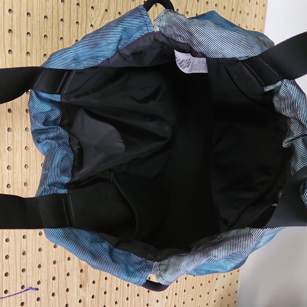 Under Armour Drawstring Tote Bag - image 3